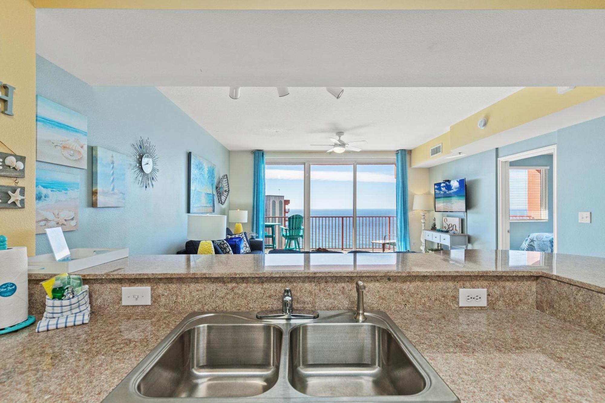 Penthouse With Beautiful Beach Views! 1 Bedroom, 2 Bathroom Penthouse! Панама-Сіті-Біч Екстер'єр фото