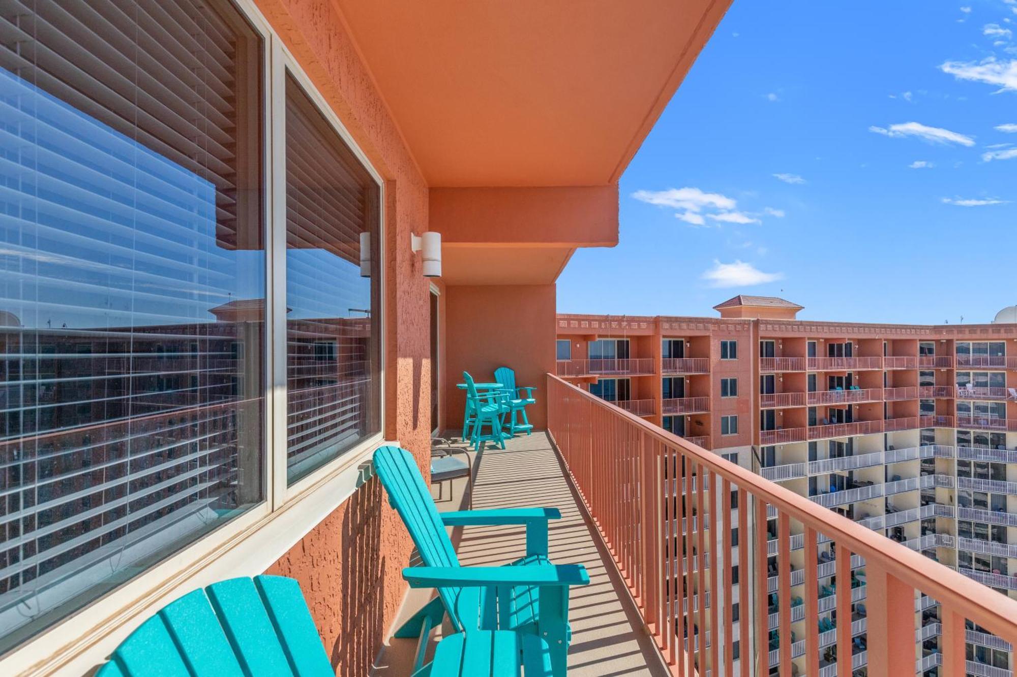 Penthouse With Beautiful Beach Views! 1 Bedroom, 2 Bathroom Penthouse! Панама-Сіті-Біч Екстер'єр фото
